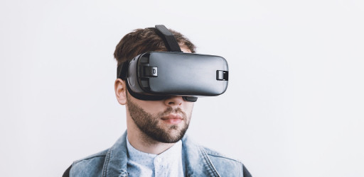 Survey on the use of virtual reality for design review sessions (model-based design strategy)